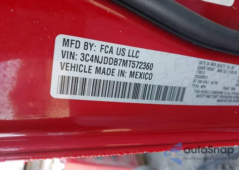 2021 Jeep Compass Trailhawk 4X4 from USA, damaged, VIN 3C4NJDDB7MT572360